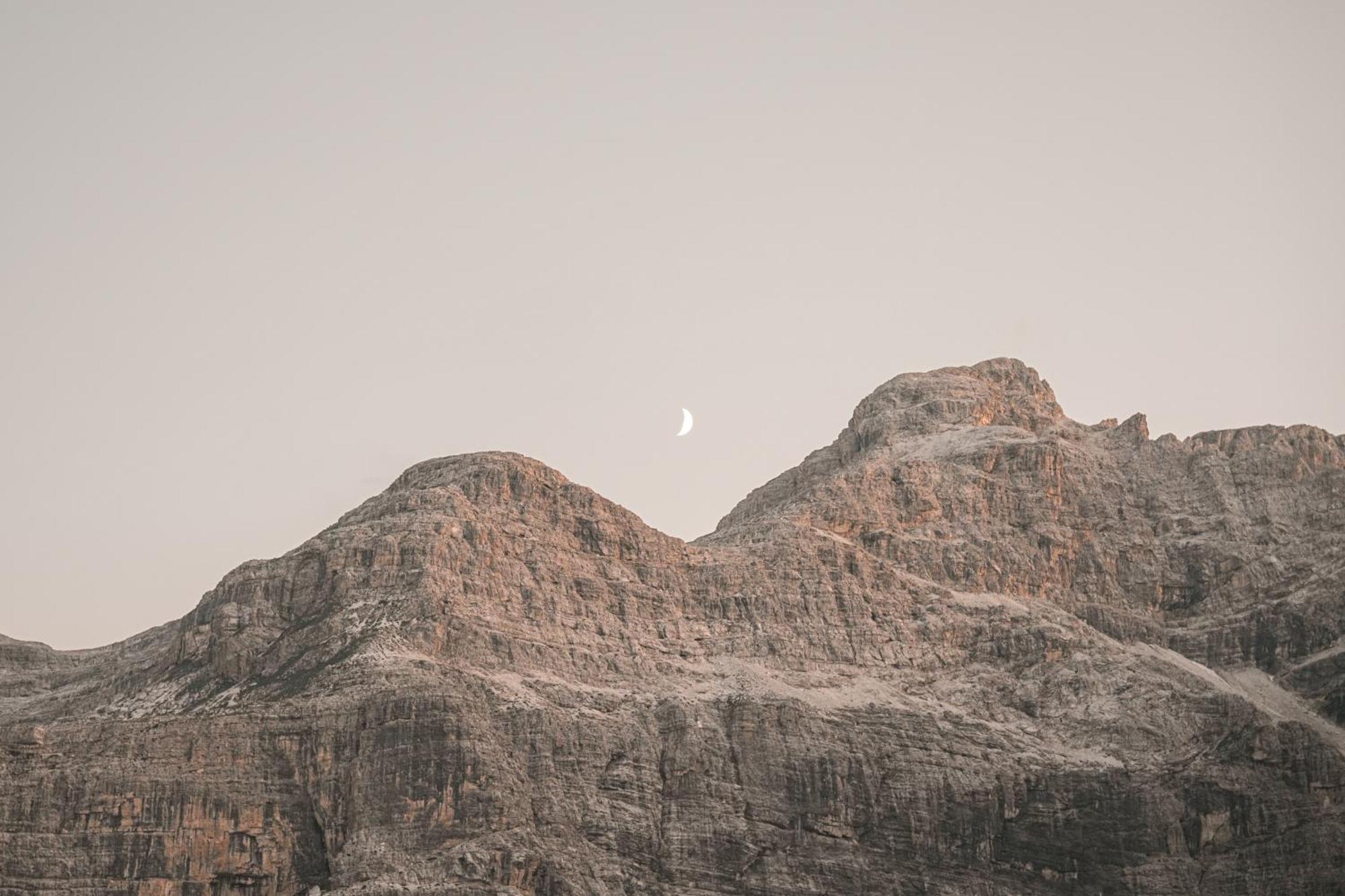 شقة Ciasa Iachin - Dolomites Dream Retreat سان مارتينو-إن-باديا المظهر الخارجي الصورة